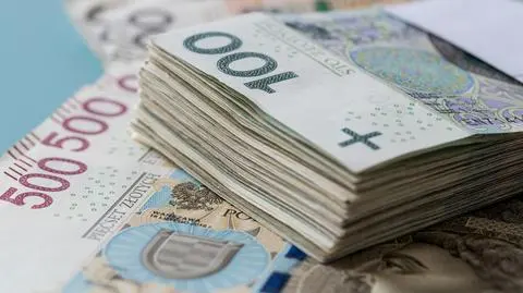 Fałszywy makler obiecywał zyski, ukradł 383 tysiące złotych