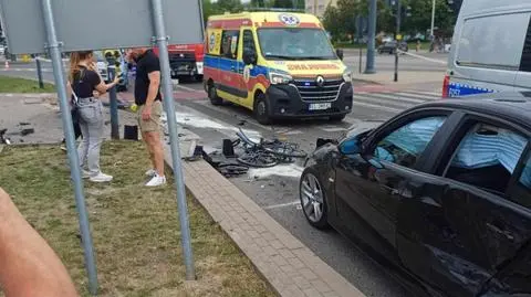Kierowca potrącił dwie kobiety. Były na pasach